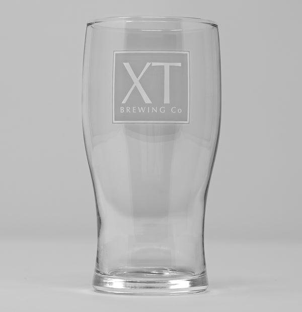 XT Brewery Engraved Tulip Pint Glass – 568ml (Pint Size)