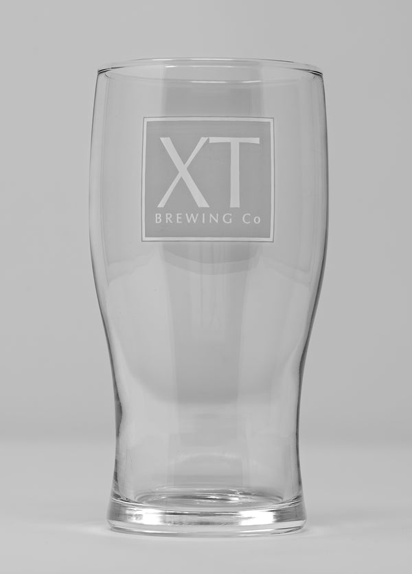 XT Brewery Engraved Tulip Pint Glass – 568ml (Pint Size)
